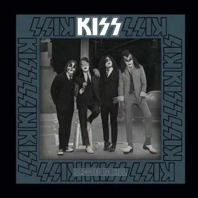 Kiss – Dressed To Kill